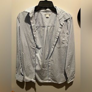 Women’s Basics Button Down